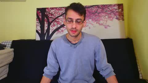 Snapshot of hungeddy chatting on 10-11-25, 05:11 Eddy online show from 10-11-25, 05:11