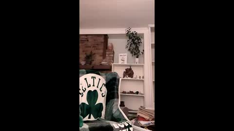 hungitalian40 online show from 05-23-26, 08:24