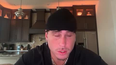 hungkingg22 online show from 10-22-25, 06:07