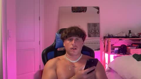 hungkingg22 online show from 02-18-26, 04:58