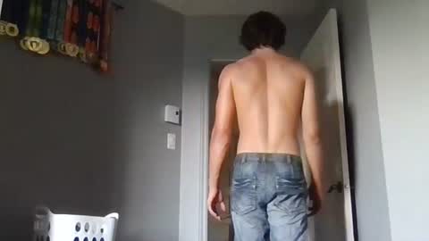 Snapshot of hunglikecrazyy chatting on 06-27-26, 03:28 Tyler online show from 06-27-26, 03:28