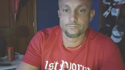 hunglikeray2286 online show from 04-11-26, 07:45