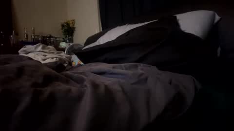 Snapshot of hunglong8 chatting on 10-03-25, 02:25 hunglong8 online show from 10-03-25, 02:25