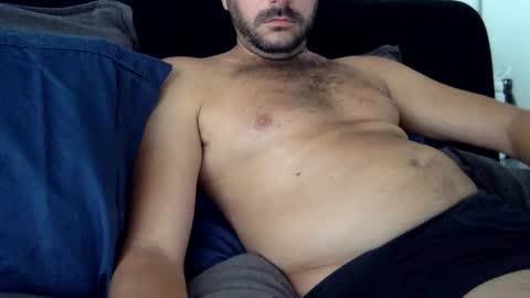 Snapshot of hungm4fun101 chatting on 09-22-25, 01:46 hungm4fun101 online show from 09-22-25, 01:46