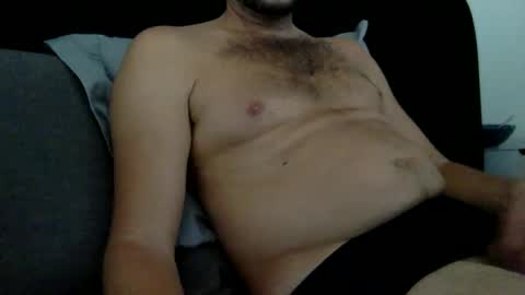 Snapshot of hungm4fun101 chatting on 09-29-25, 03:06 hungm4fun101 online show from 09-29-25, 03:06