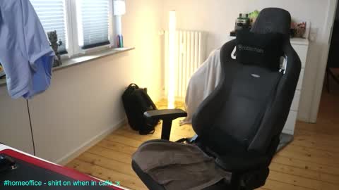 hungry_26 online show from 10-07-25, 10:23