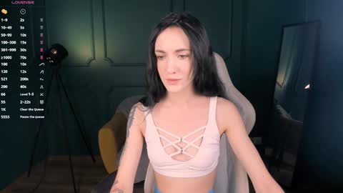 Kitty online show from 10-03-25, 06:43