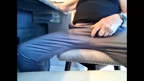 hungryluver online show from 04-14-26, 03:18