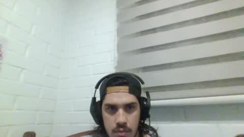 Snapshot of hungweeb chatting on 12-16-24, 01:31 Rod online show from 12-16-24, 01:31