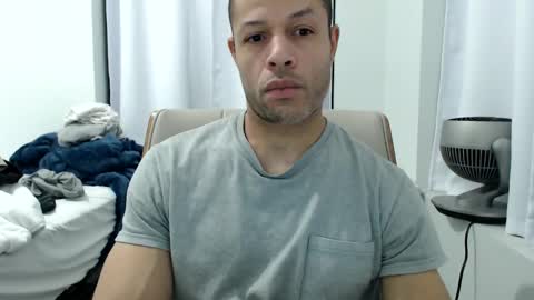 Snapshot of hungxpert chatting on 03-12-25, 03:24 hungxpert online show from 03-12-25, 03:24