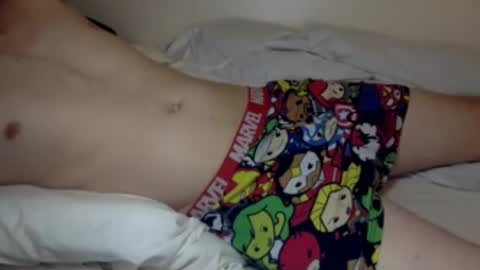 Snapshot of hunkhog chatting on 06-16-26, 10:23 Hunkhog online show from 06-16-26, 10:23