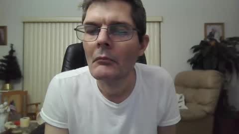 Snapshot of hunkmasclefad458 chatting on 12-21-24, 02:52 hunkmasclefad458 online show from 12-21-24, 02:52