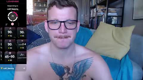 Snapshot of hunky_arthur chatting on 12-23-24, 06:00 Hunky Arthur online show from 12-23-24, 06:00