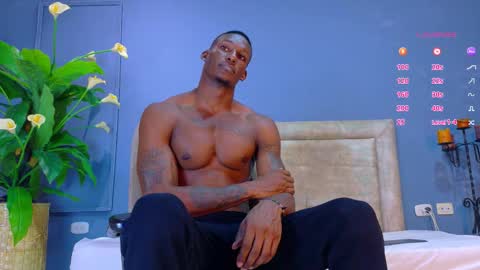 Hunter  online show from 11-17-25, 07:08