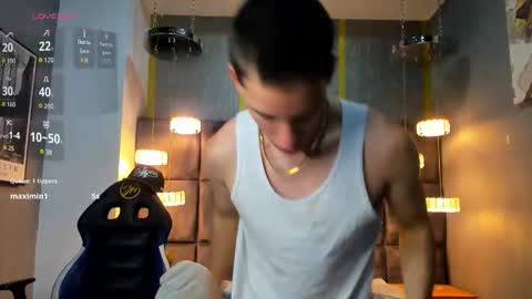 Snapshot of hunterheat_ chatting on 03-12-26, 11:38 hunterheat_ online show from 03-12-26, 11:38