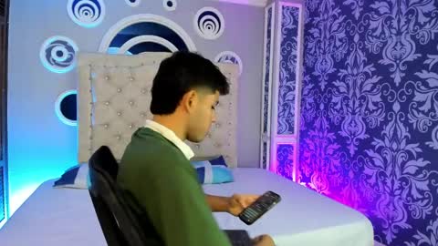 Lucas online show from 05-19-26, 03:02