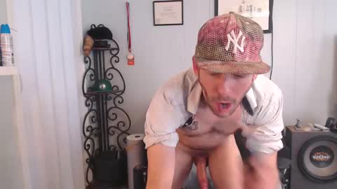 Snapshot of hunterxx420 chatting on 02-07-25, 05:18 Hunter XX 420 online show from 02-07-25, 05:18