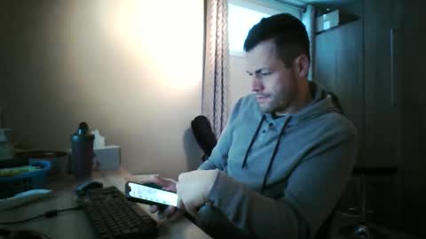 hurley7890 online show from 12-16-25, 01:27