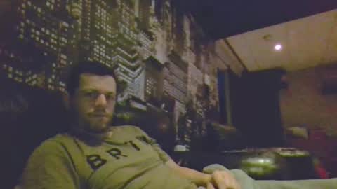 hurley7890 online show from 04-17-26, 01:41