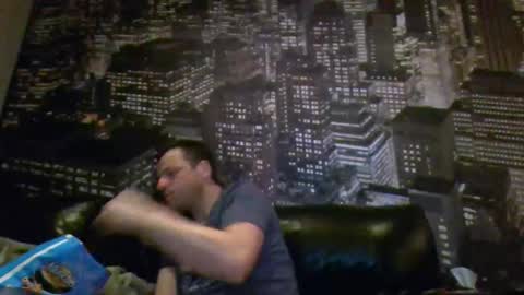 Snapshot of hurley7890 chatting on 04-26-26, 01:47 hurley7890 online show from 04-26-26, 01:47