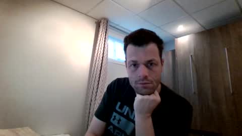 Snapshot of hurley7890 chatting on 04-27-26, 12:58 hurley7890 online show from 04-27-26, 12:58