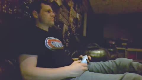 Snapshot of hurley7890 chatting on 05-02-26, 03:11 hurley7890 online show from 05-02-26, 03:11