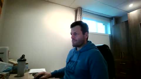 Snapshot of hurley7890 chatting on 05-11-26, 02:45 hurley7890 online show from 05-11-26, 02:45