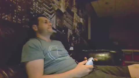 Snapshot of hurley7890 chatting on 06-01-26, 01:18 hurley7890 online show from 06-01-26, 01:18