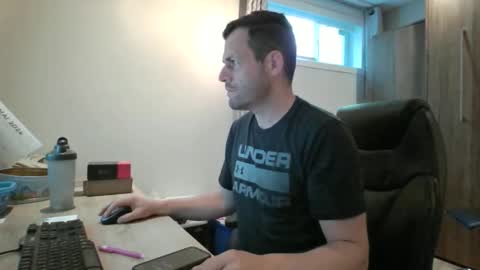 Snapshot of hurley7890 chatting on 06-03-26, 02:33 hurley7890 online show from 06-03-26, 02:33