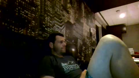 Snapshot of hurley7890 chatting on 06-08-26, 01:28 hurley7890 online show from 06-08-26, 01:28