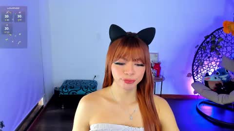 Snapshot of hurremcan_ chatting on 06-03-26, 02:33 Hurrem online show from 06-03-26, 02:33