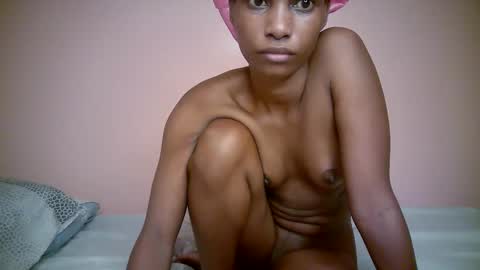 Snapshot of hurrysmit chatting on 03-16-26, 06:56 hurrysmit online show from 03-16-26, 06:56