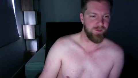 Snapshot of husheddesire chatting on 10-19-25, 11:49 Em. online show from 10-19-25, 11:49