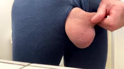 Snapshot of huskey300 chatting on 02-26-25, 05:07 huskey300 online show from 02-26-25, 05:07