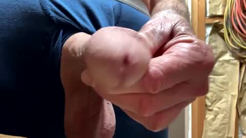 Snapshot of huskey300 chatting on 10-06-25, 10:29 huskey300 online show from 10-06-25, 10:29