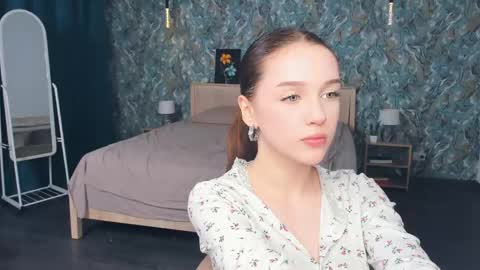 Lily online show from 06-08-26, 07:09