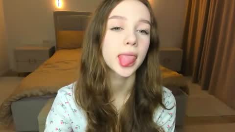 Lily online show from 07-26-26, 07:04