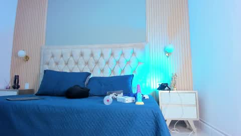 hxxyro online show from 04-16-26, 01:23