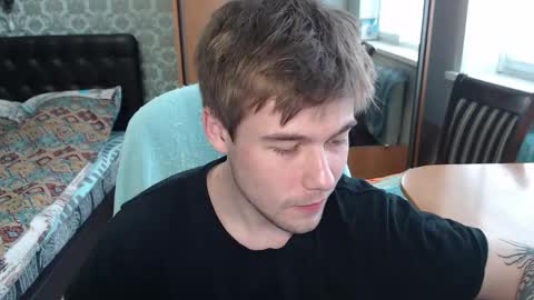 Tom online show from 04-22-26, 09:33