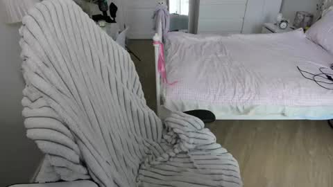 maru online show from 09-28-25, 08:42