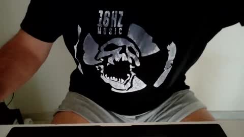 hyperi0 online show from 04-24-26, 05:26