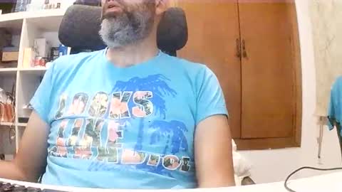 Hyperpau online show from 09-18-25, 02:57