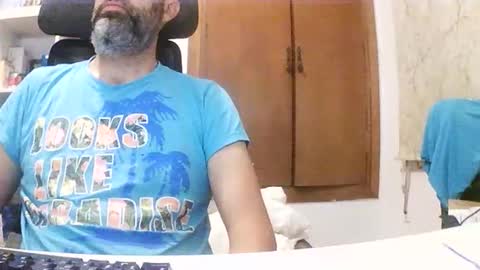 Hyperpau online show from 09-19-25, 03:52