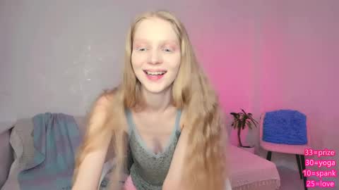 Snapshot of hypnoootic chatting on 05-14-26, 05:09 Jenny online show from 05-14-26, 05:09