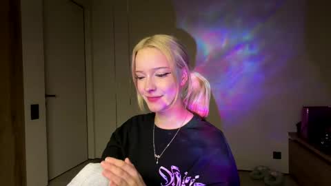Anny online show from 05-30-26, 06:27