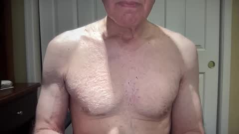 Snapshot of i8bgcq chatting on 12-03-25, 02:26 The Talented Mr. DILFy online show from 12-03-25, 02:26