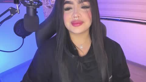 Snapshot of i_am_ari chatting on 10-09-25, 01:58 Ari online show from 10-09-25, 01:58