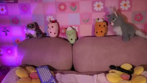 i_am_miuu online show from 07-23-26, 05:16