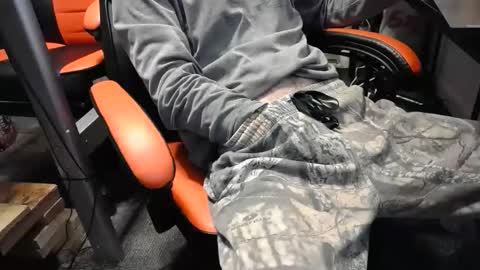 lucifer online show from 10-18-25, 01:56