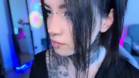 Snapshot of i_died_again chatting on 05-17-26, 09:06 Asya online show from 05-17-26, 09:06